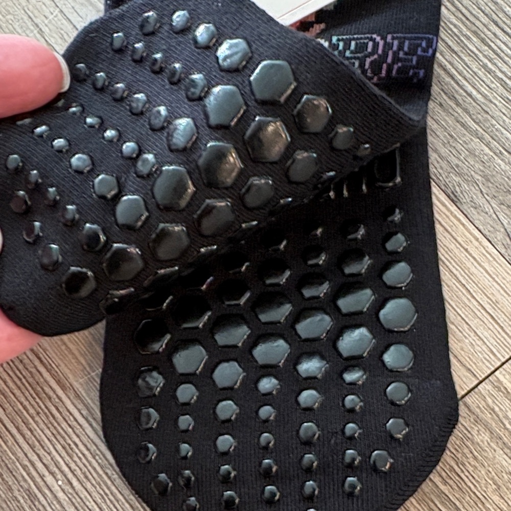 Pure Barre Grip Socks Lot of 2 | Size Small | New - Picture 3 of 13